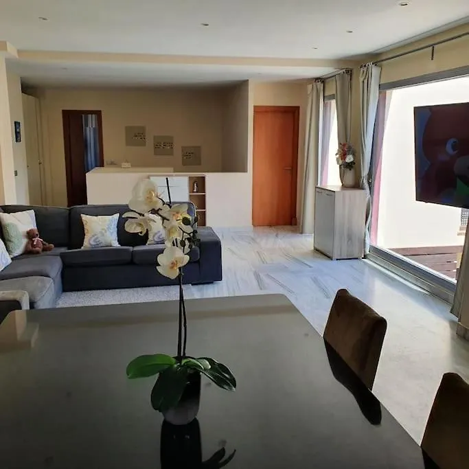 Exclusive Villa In Benahavis Estepona